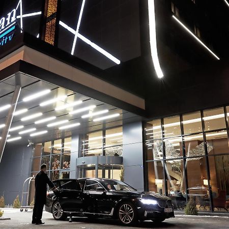 开塞利迪万城市酒店 外观 照片